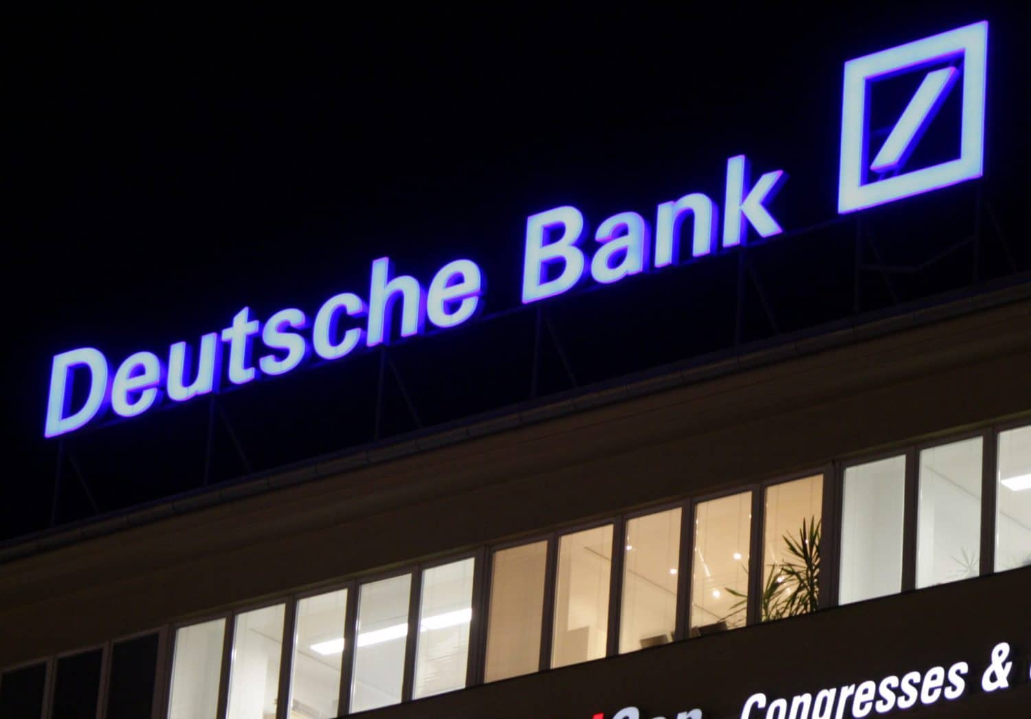 Deutsche Bank Says Digital Currencies Could Be Mainstream in 2 Years 1