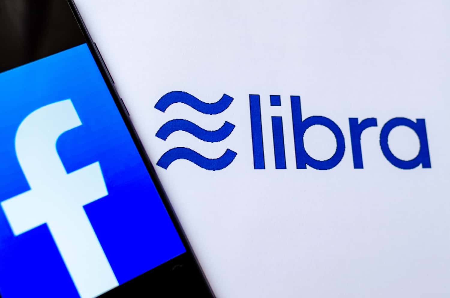 Ex-PBoC Governor Urges China to Join Global Conversation on Libra 1