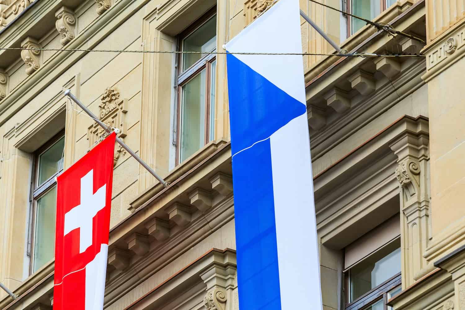 Swiss Banks Enter the Age of Bitcoin 1