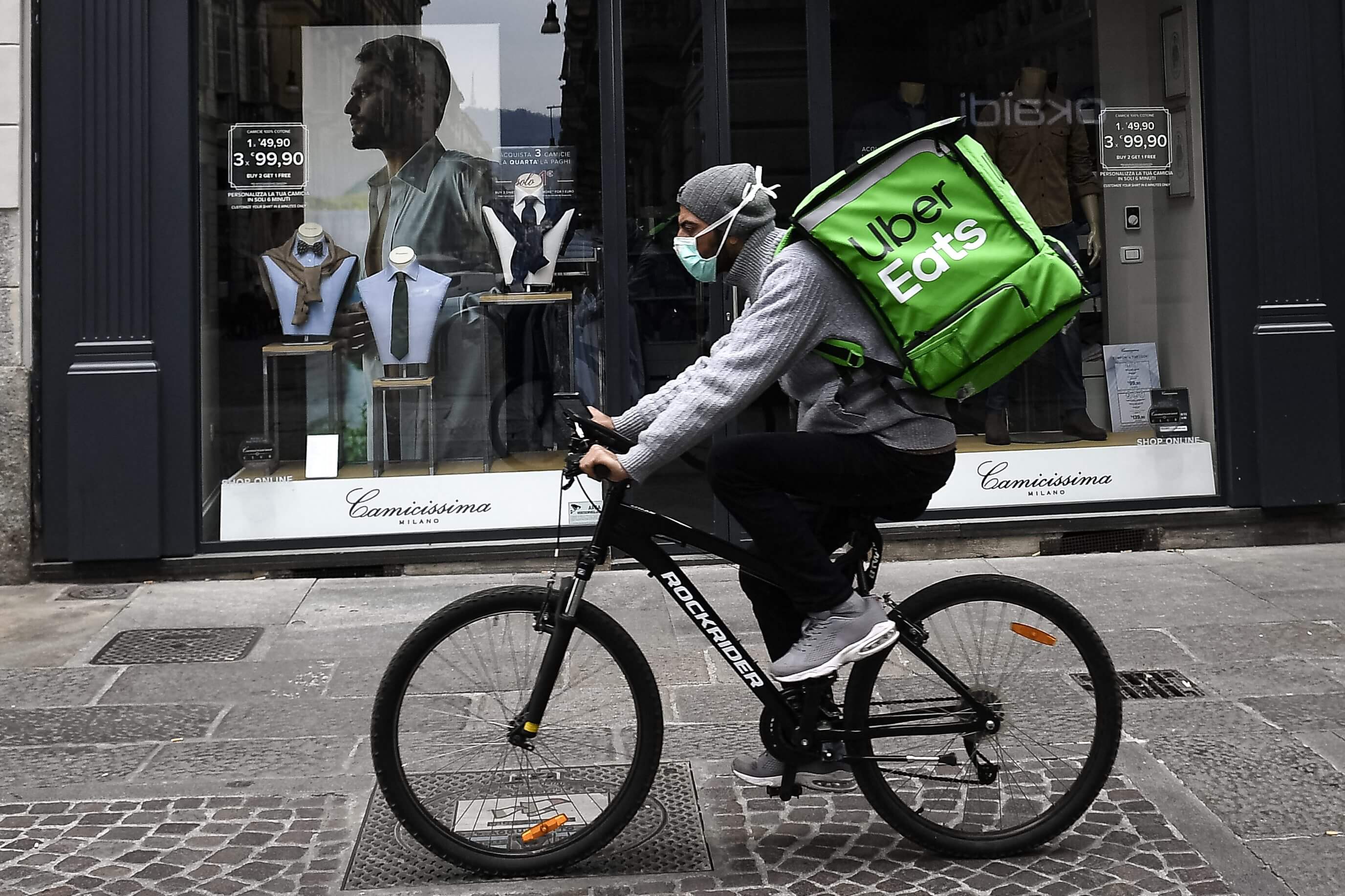 Delivery apps are giving restaurants a fighting chance... or are they? 2
