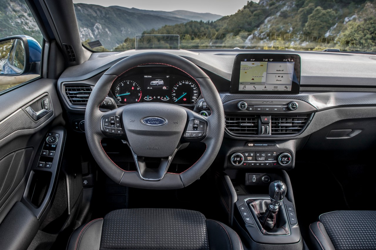 Ford, focus, car, connected, infotainment