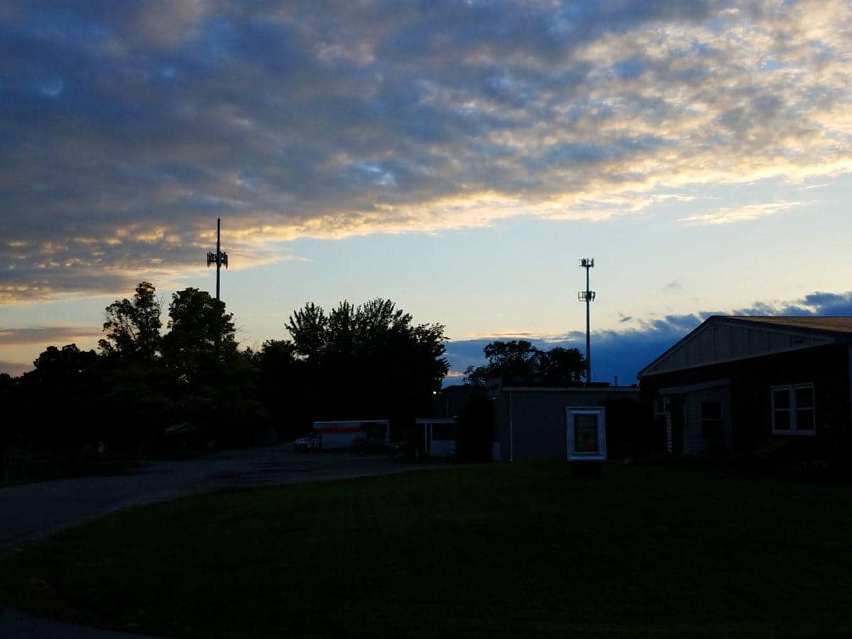 5G and Wi-Fi 6: Unlikely allies better 1 5g-towers-02.jpg