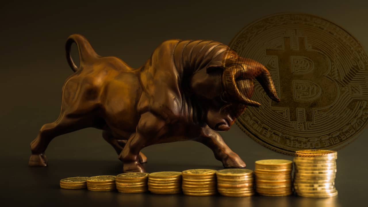 Market Outlook: BTC Trend Targets $15K, Bitcoin Bull Raoul Pal 'Irresponsibly Long'